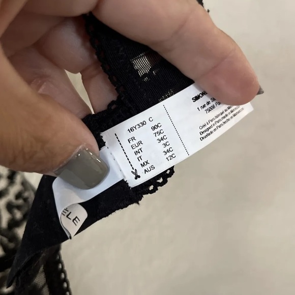 NWT Simone Pérèle Félicie Sheer Demi Black 34C Dillard’s Tag/Unavailable Online! - Picture 9 of 10